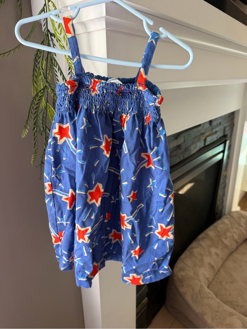 Hanna Andersson Blue Star-Print Smocked Romper